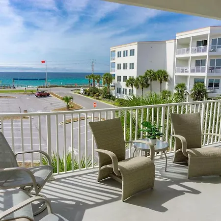 Pavilion Palms 204C